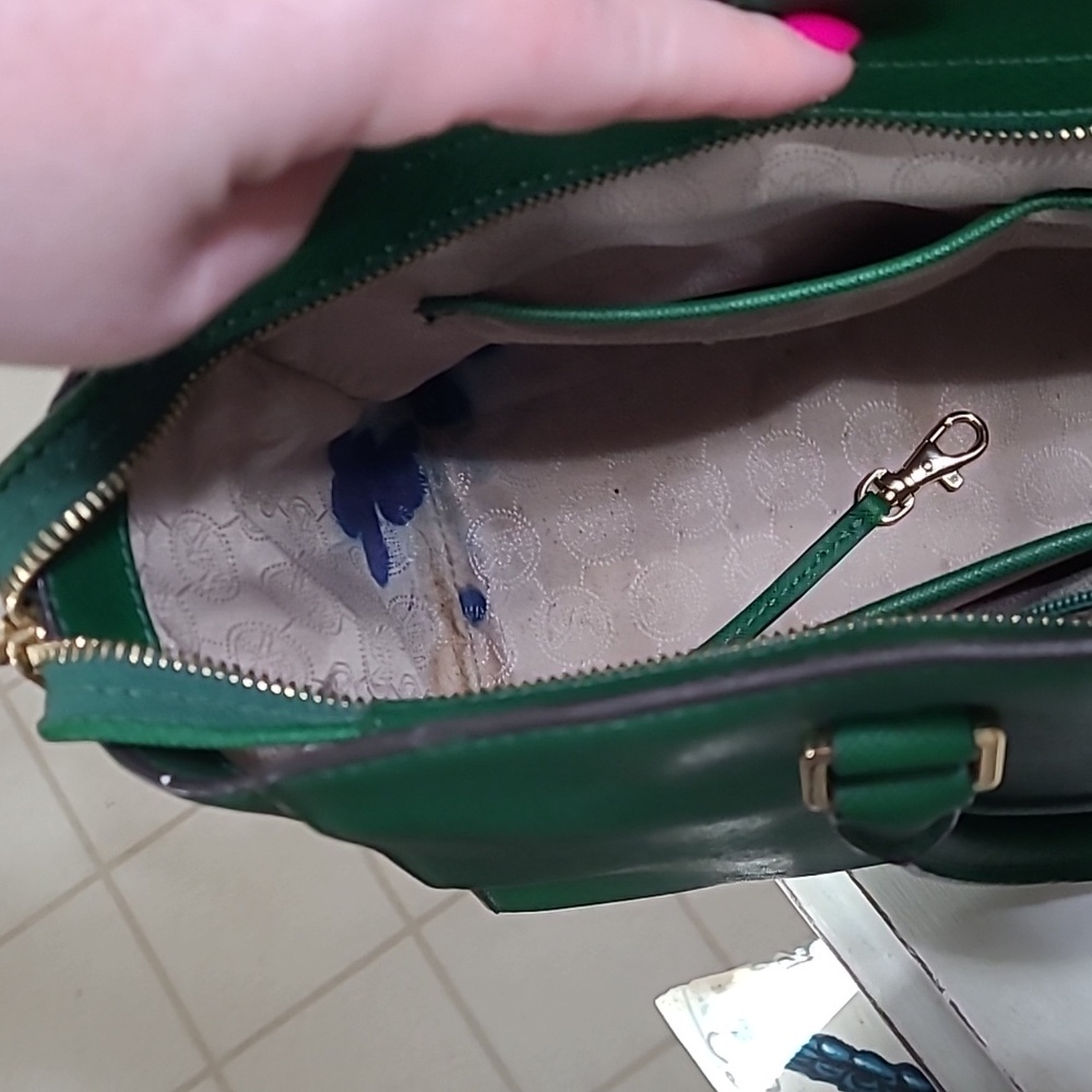 Michael Kors Selma Saffiano leather satchel large gooseberry green with wallet - Picture 8 of 8